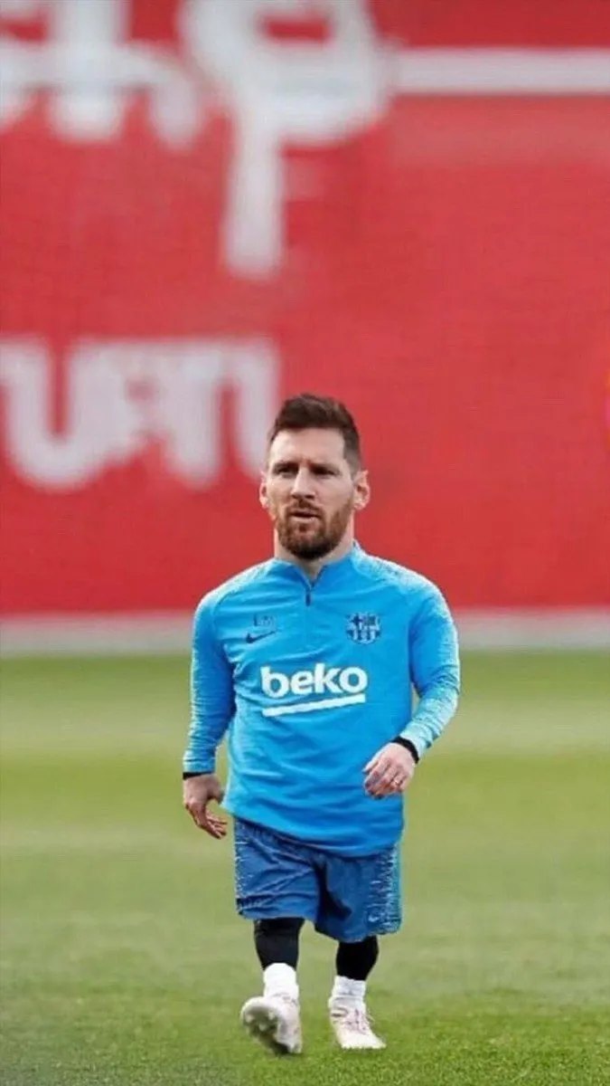 Những hình ảnh Messi meme bá đạo về bóng đá và cuộc sống