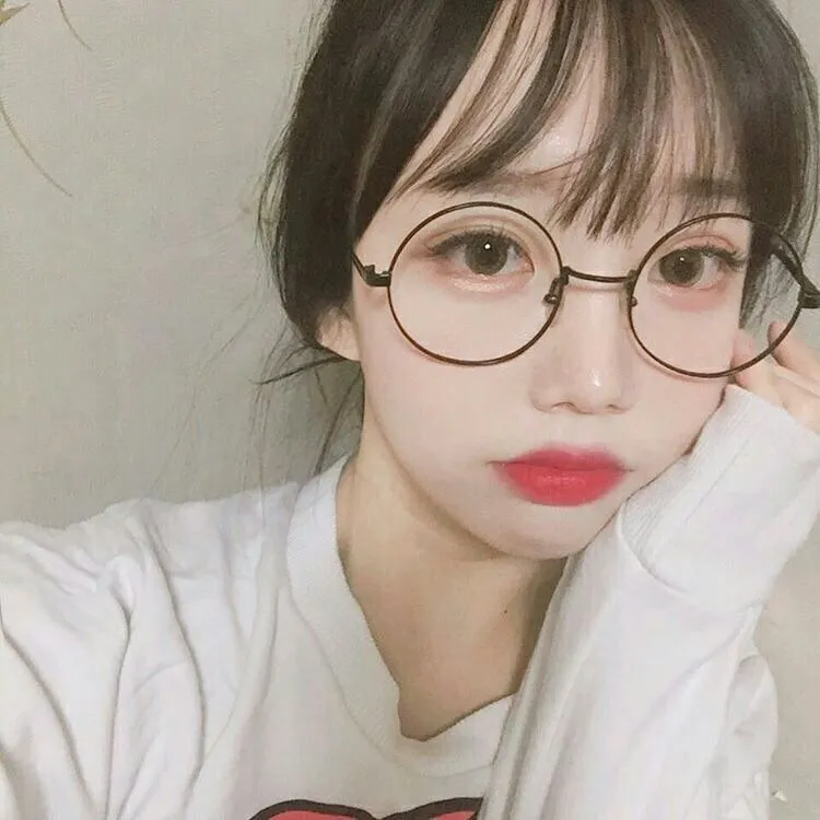 Top 99+ ảnh gái xinh tóc dài đeo kính siêu cute dễ thương