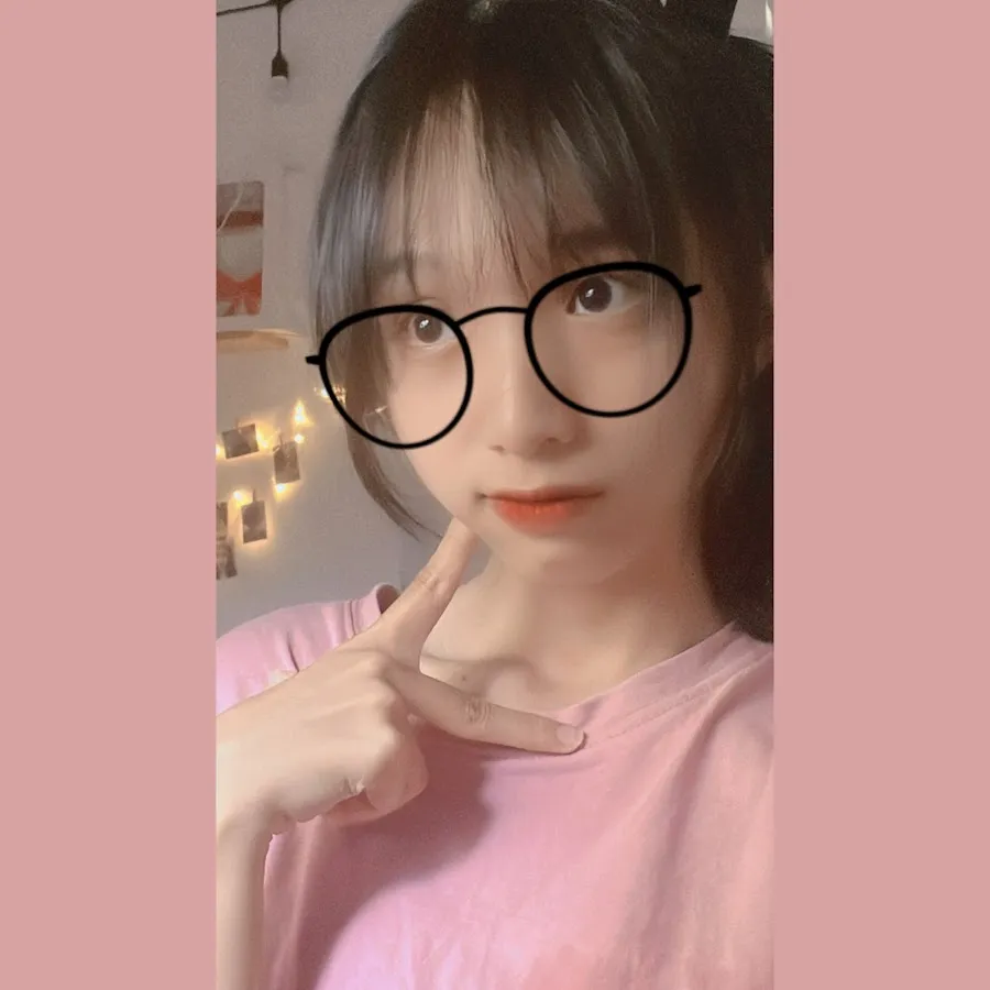 Top 99+ ảnh gái xinh tóc dài đeo kính siêu cute dễ thương