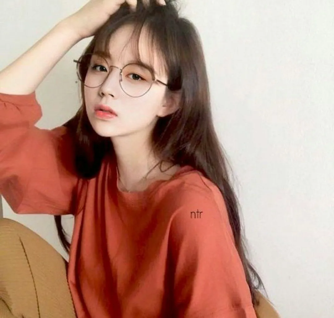 Top 99+ ảnh gái xinh tóc dài đeo kính siêu cute dễ thương