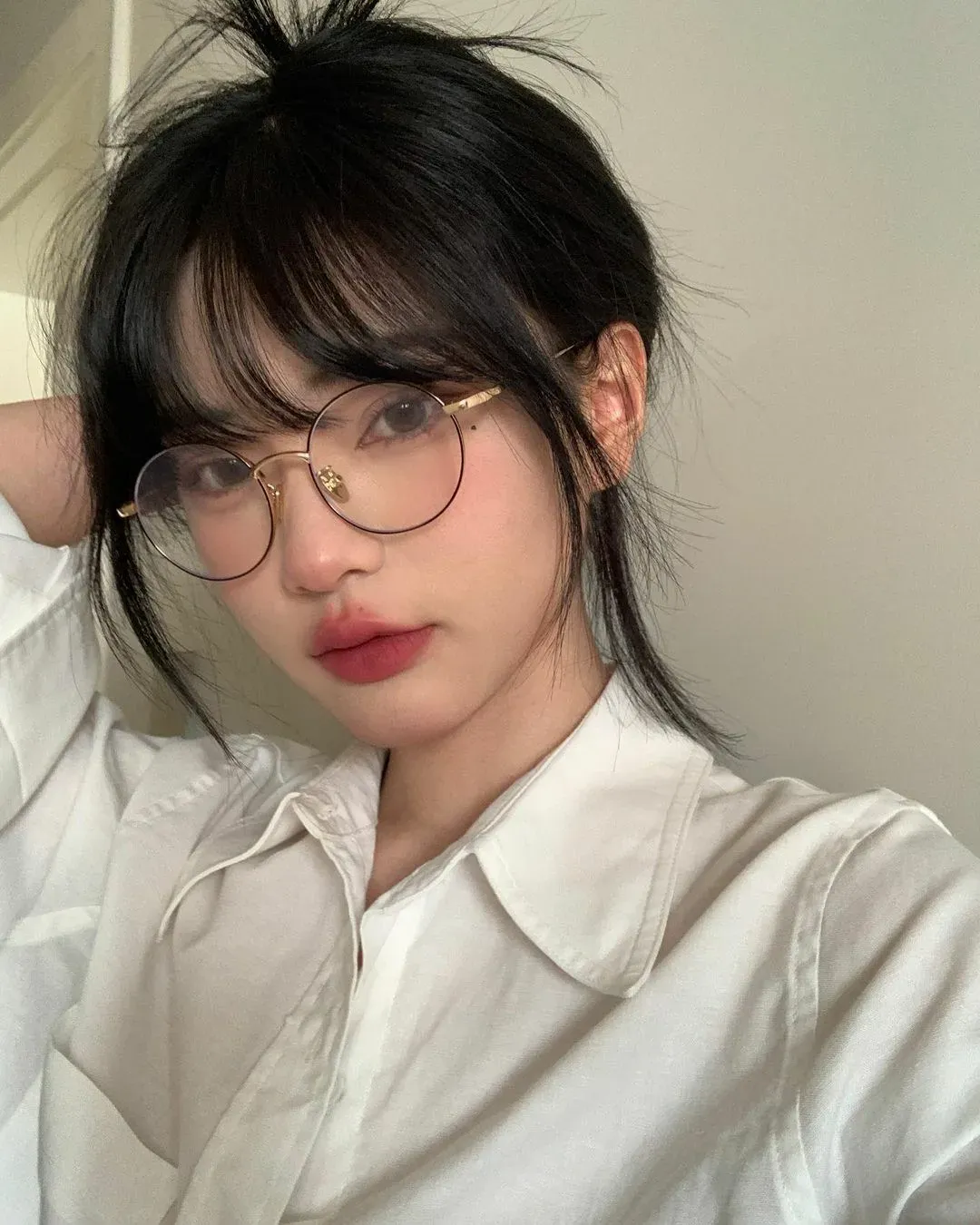 Top 99+ ảnh gái xinh tóc dài đeo kính siêu cute dễ thương